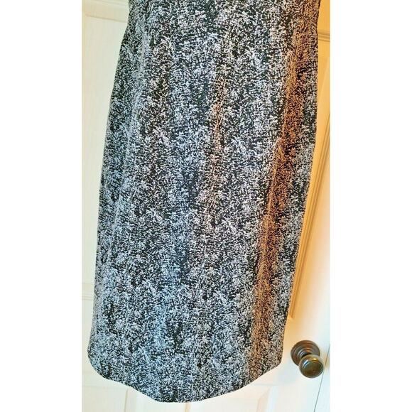 WOMEN'S BETSY JOHNSON SILVER AND BLACK METALLIC DRESS Size 6 Formal Wedding - Picture 3 of 9